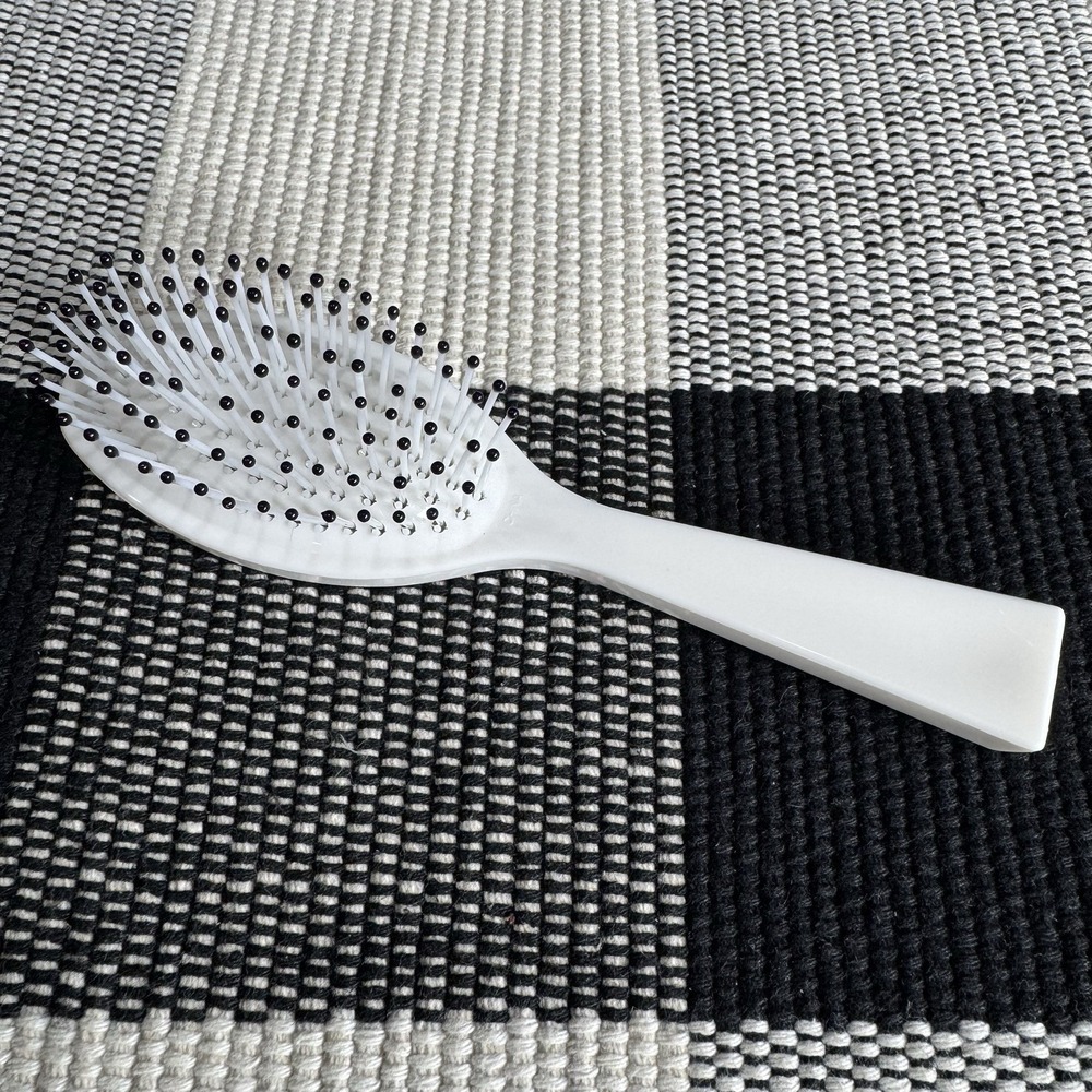 Vintage Estee Lauder Hair Brush Ball Tipped Small Travel‎ Round White Plastic